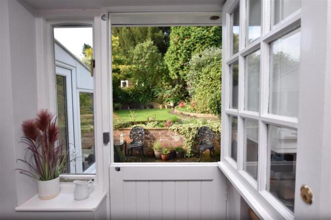 REAR DOOR TO GARDEN