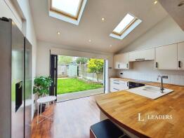 73, Wenham Drive, Westcliff-on-sea SS0 9BJ