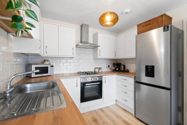 2 bed Apartment for sale Image 10