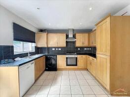 140, De Havilland Road, Edgware HA8 5QB