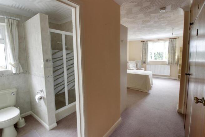 bed 1b.jpg