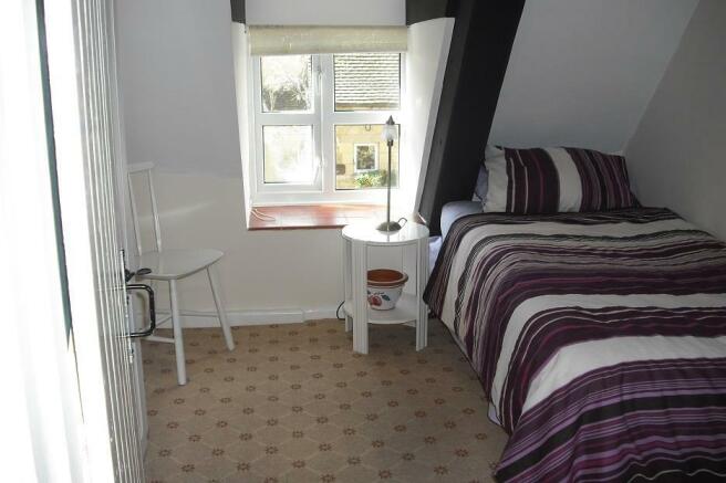 2 Kings Head Lane - Bedroom 1.jpg