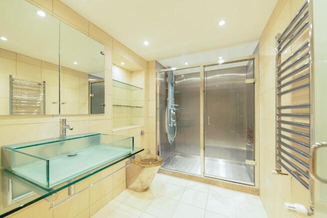 En suite shower room