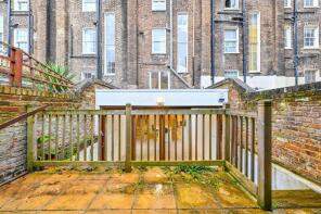 39, Mornington Crescent, London NW1 7RB
