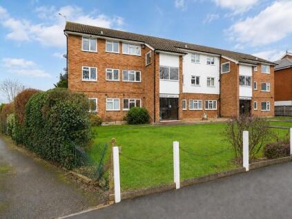 Harcourt House, Castle Avenue, Highams Park, London. E4 9QA