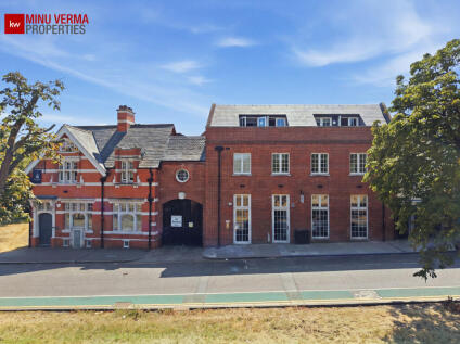 Johnston Road, Woodford Green, IG8