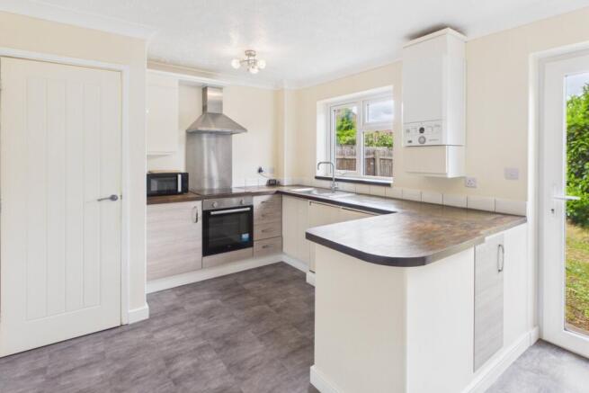 EweMove - Spalding - Daniels Gate - Kitchen