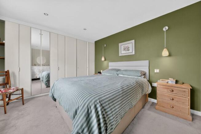 3 bed Detached for sale Image 6