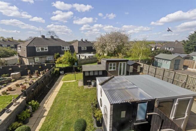 3 bed Terraced for sale Image 7