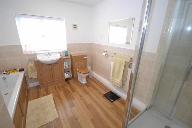 Priory - Family Bathroom.jpg