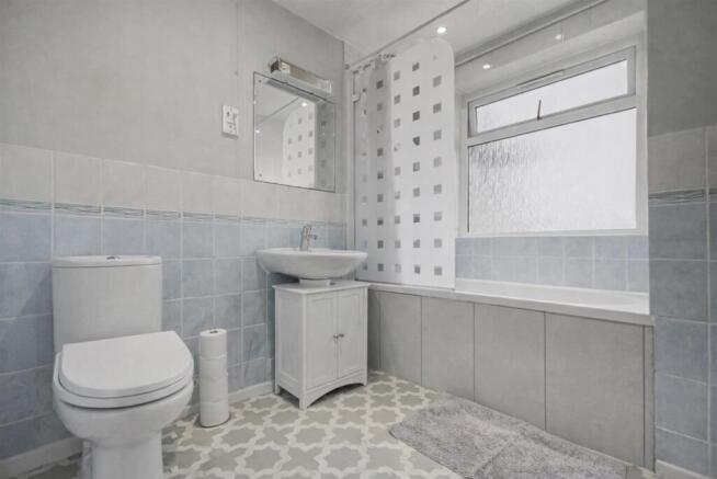 Bathroom.jpeg