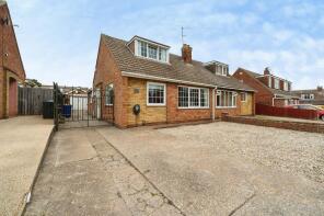 13, Robert Close, Immingham DN40 2EH