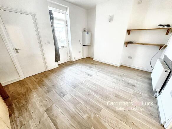 Open Plan Lounge / Kitchen