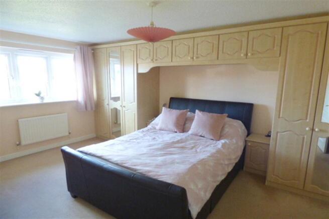 Bed 1 a