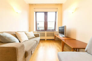 211, 9 Whitehouse Apartments, Belvedere Road, London SE1 8YR