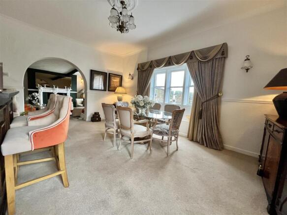 First Floor Flat With Annexe