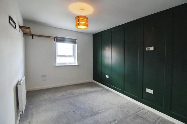 3 bed Semi-Detached for sale Image 7