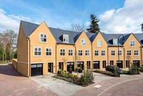 24, Queenswood Crescent, Egham TW20 0AR