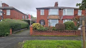 20, Parkfield, Chadderton OL9 0AS