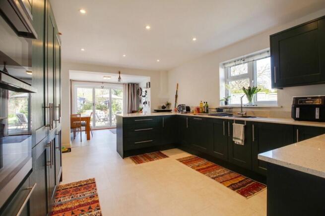 Kitchen/Breakfast Room