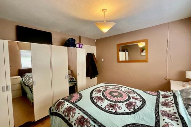 3 bed Bungalow for sale Image 10