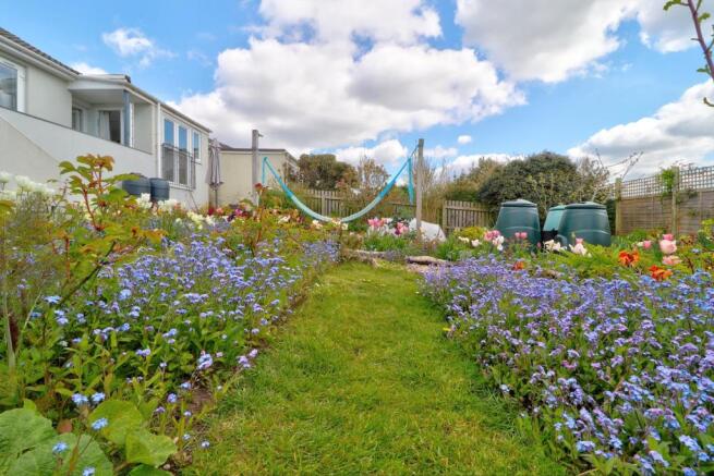 Rea garden iii.jpg