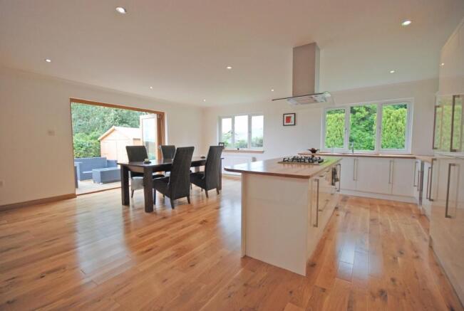 Dining Kitchen