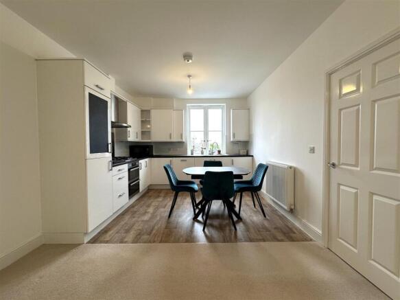 Open plan kitchen/living room