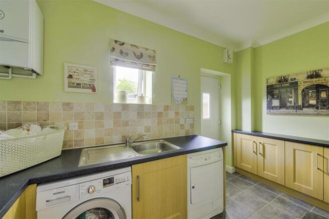Hawthorn House ph26.jpg