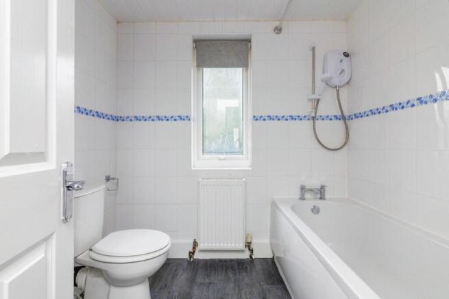 2 bed End of Terrace to rent Image 6