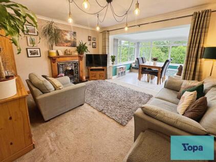 Hillcrest Avenue, Kingsley Holt, Stoke-on-trent, ST10