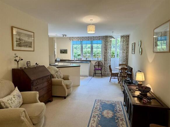 Main reception room 2.JPEG