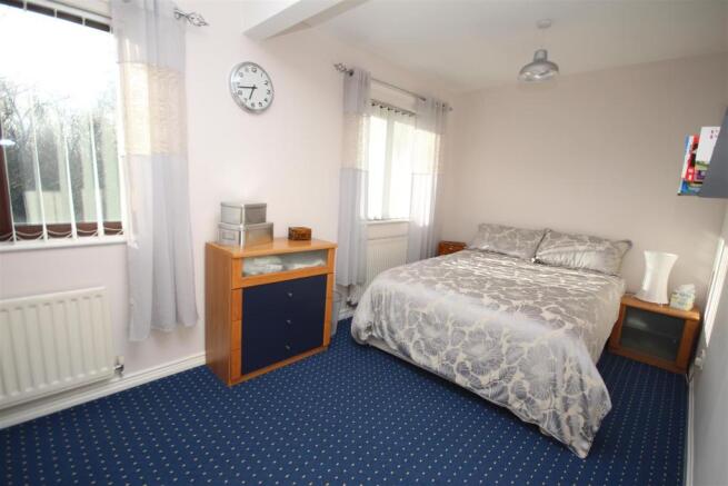 Bedroom 3 (Rear)