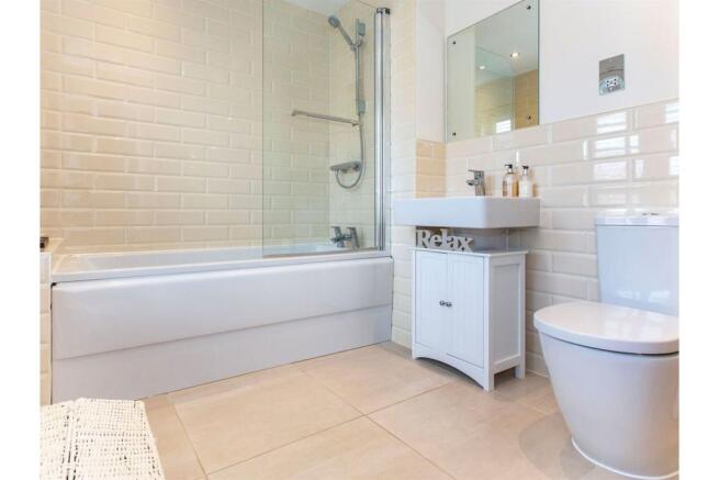 Master En-suite