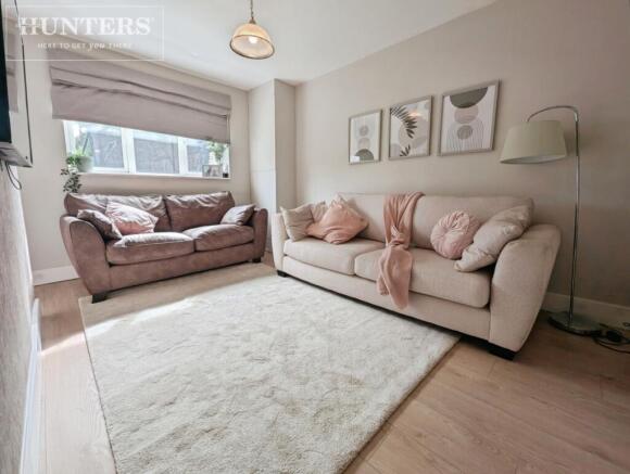 pbox-living_room-333471.jpg