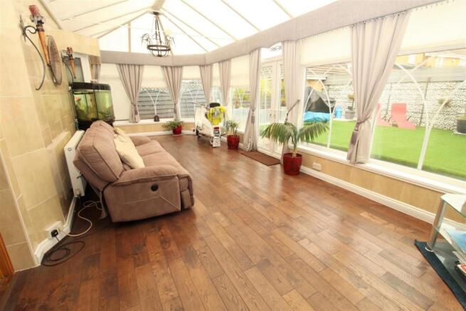 Conservatory1.JPG