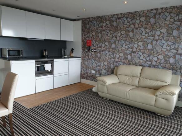 Kitchen / Living