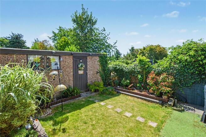 2 bed Terraced for sale Image 7