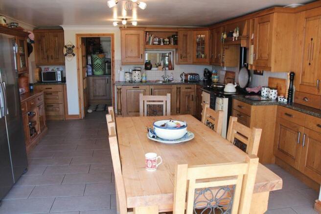 KITCHEN/DINER