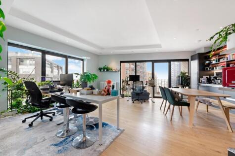 Grantham House, London City Island, E14