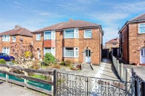 15, Welton Avenue, York YO26 5SL