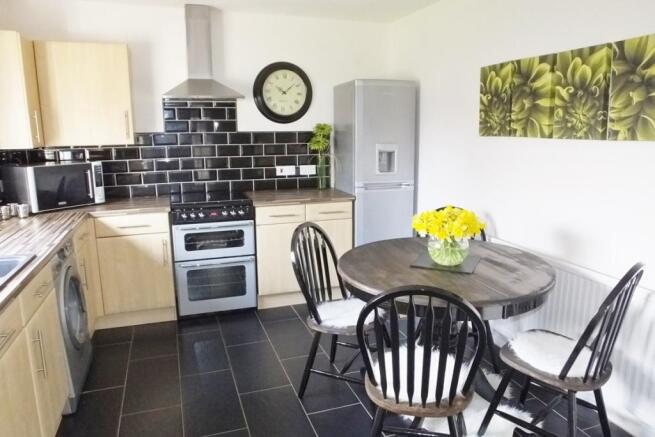 kitchen/dining room