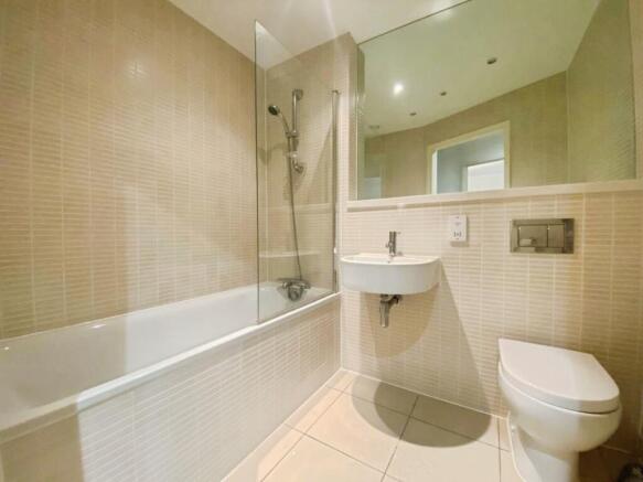 1 bed Flat to rent Image 5
