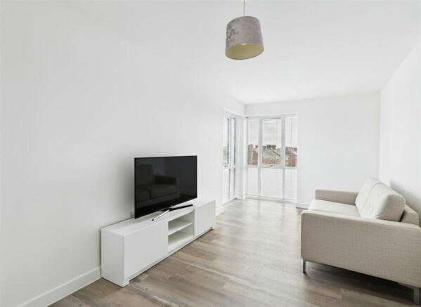 Webbs Court - 1a.jpg