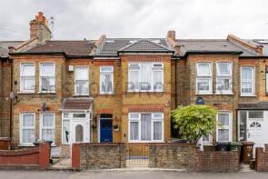 171, Fulbourne Road, London E17 4HB