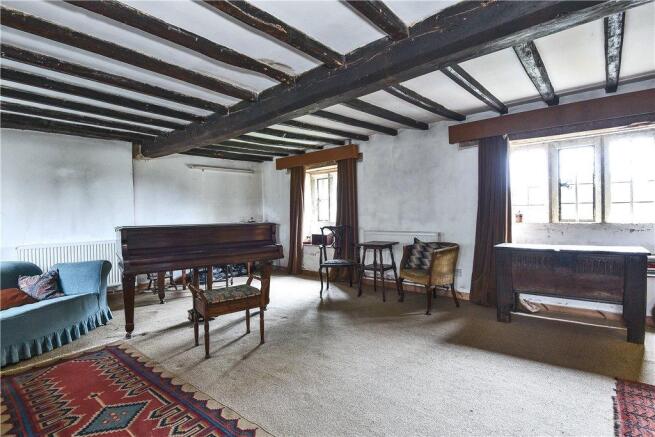 Sitting/Dining Room.