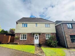 4, Llys Cyncoed, Blackwood NP12 0NQ