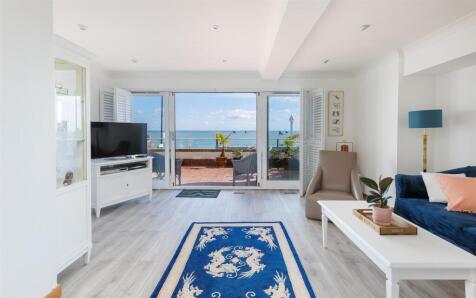 SPACIOUS APARTMENT WITH UNINTERRUPTED SEA VIEWS - The Parade, Cowes