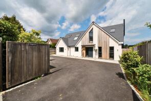 Ridgefold, Station Road, Wadhurst TN5 6RT
