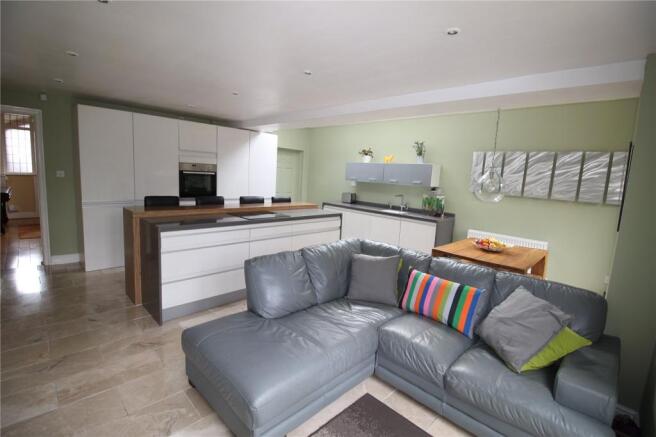 Kitchen Family Room